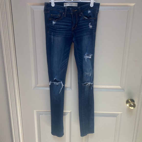 Abercrombie Jeans - Picture 5 of 6